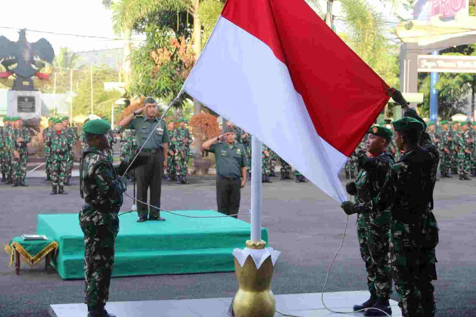 Wujud Cinta Tanah Air, Kodim 0410/KBL Menggelar Upacara Bendera Wujud Cinta Tanah Air, Kodim 0410/KBL Menggelar Upacara Bendera