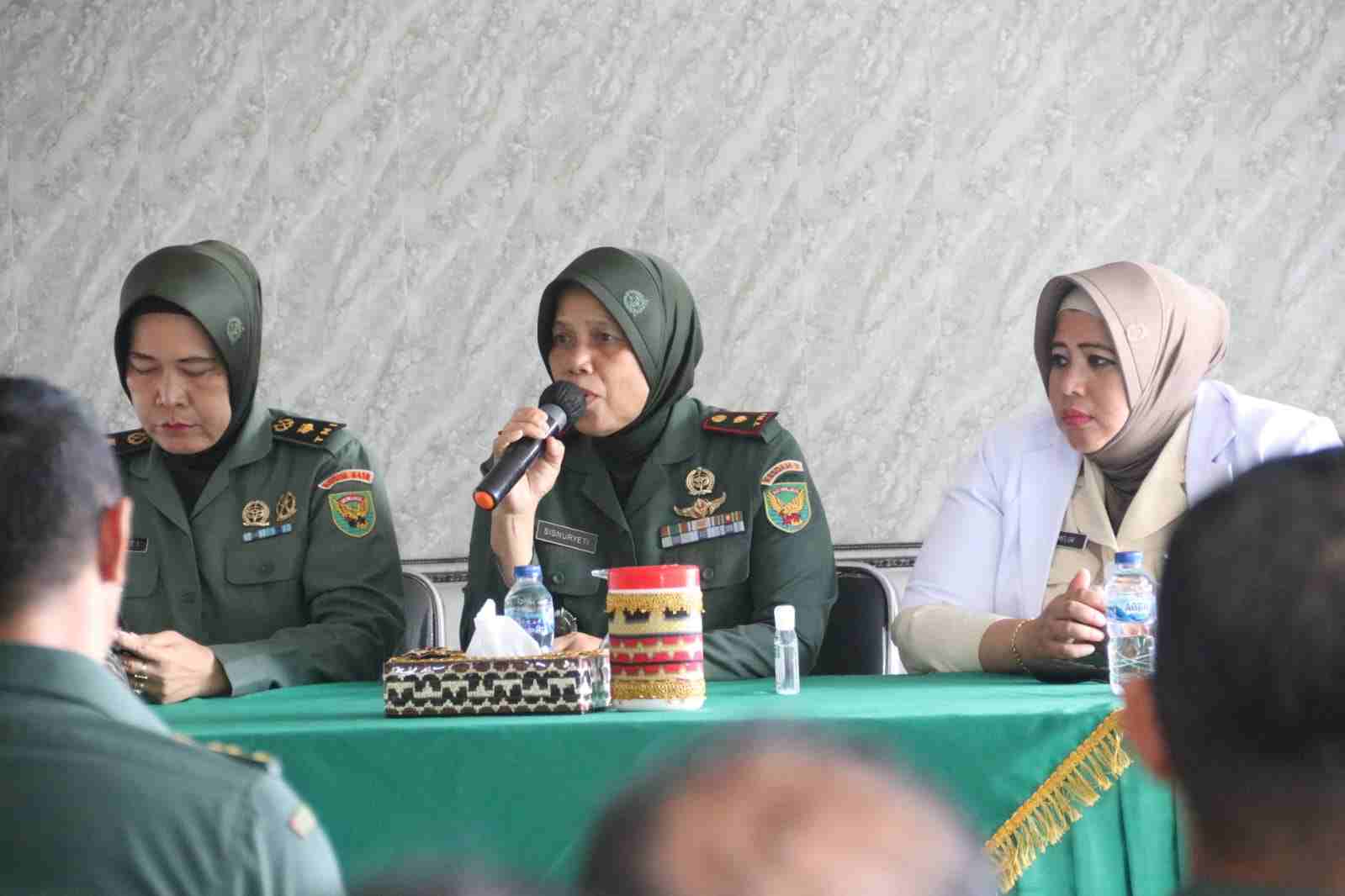 Kodim 0410/KBL Menggelar Penyuluhan Kesehatan Penyakit DBD Kodim 0410/KBL Menggelar Penyuluhan Kesehatan Penyakit DBD