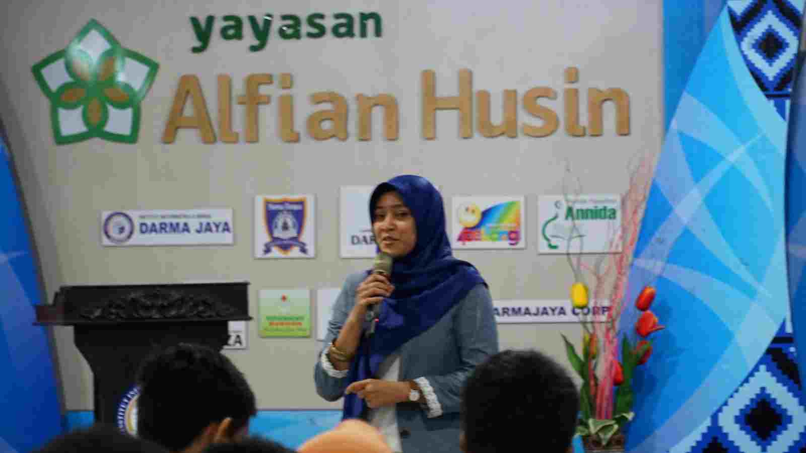 Darmajaya Gelar Seminar menjadi Entrepreneur Muda Bidang IT & Pembentukan Startup Software Host IT Darmajaya Gelar Seminar menjadi Entrepreneur Muda Bidang IT & Pembentukan Startup Software Host IT