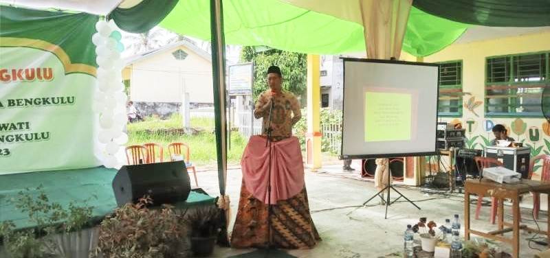70 Orang Santri dan Santriwati Darussalam Bengkulu Diwisuda 70 Orang Santri dan Santriwati Darussalam Bengkulu Diwisuda