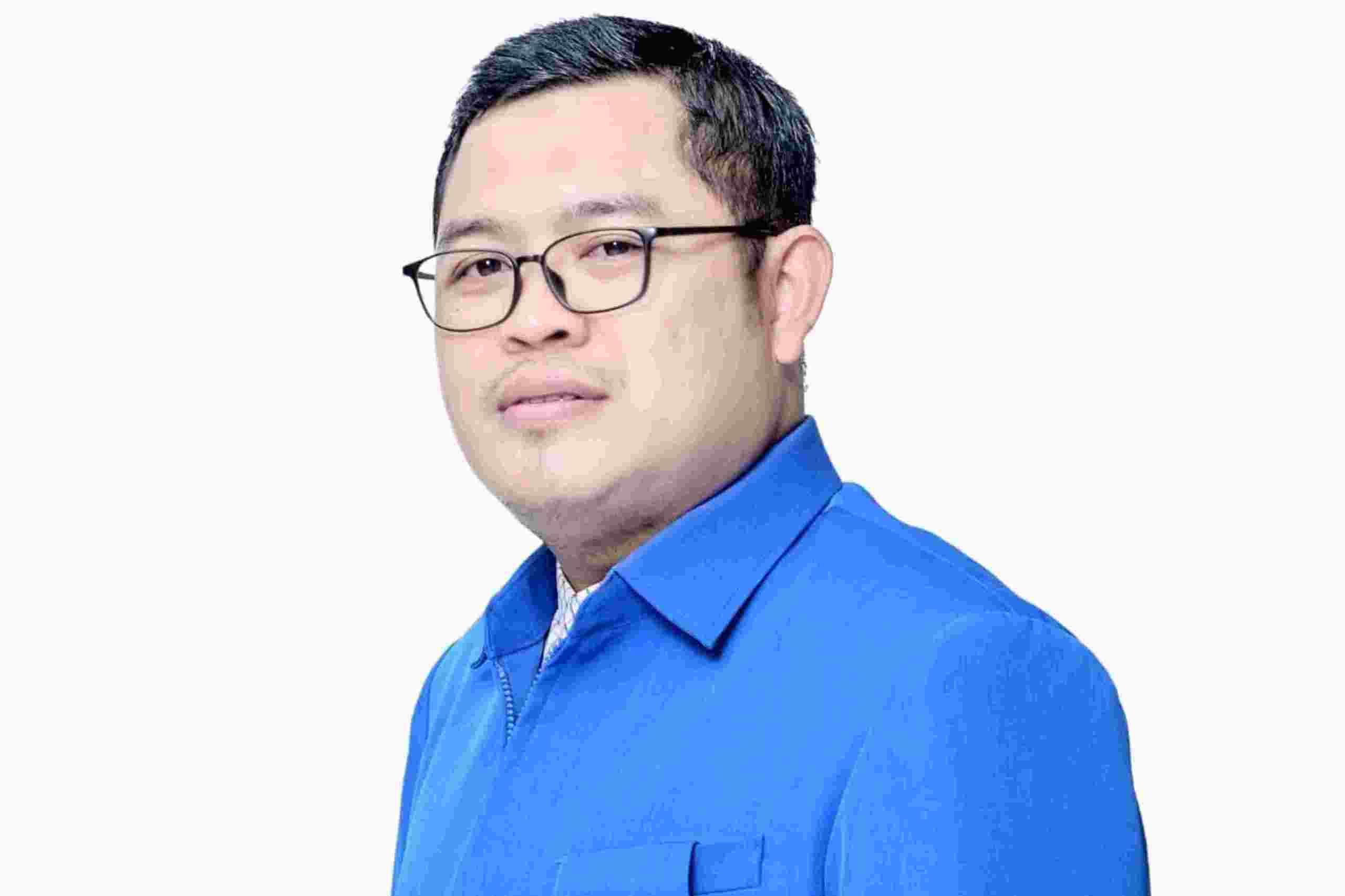 Menuju Politik Ide dan Gagasan Menuju Politik Ide dan Gagasan