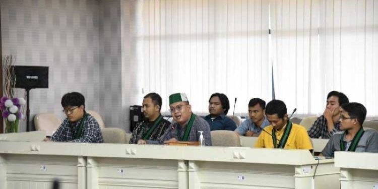 HMI Cabang Bandar Lampung dan DPRD Lampung Sepakat Tolak UU Cipta Kerja HMI Cabang Bandar Lampung dan DPRD Lampung Sepakat Tolak UU Cipta Kerja