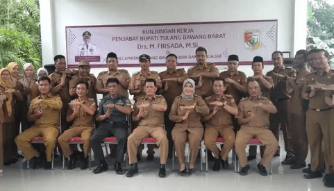 Pj Bupati Drs. M. Firsada Hadiri Rakor Kecamatan Tuba Udik dan Tumijajar Pj Bupati Drs. M. Firsada Hadiri Rakor Kecamatan Tuba Udik dan Tumijajar