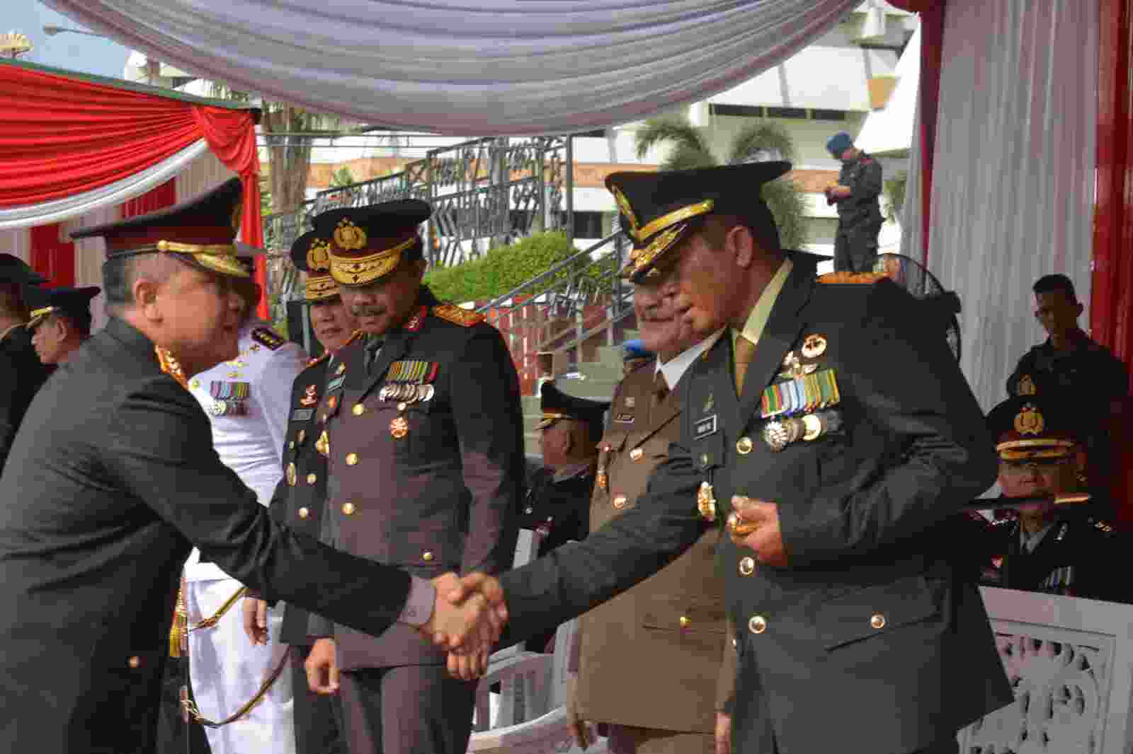 Danrem 043/Gatam Hadiri Upacara Hari Bhayangkara ke-77 Tahun 2023 Danrem 043/Gatam Hadiri Upacara Hari Bhayangkara ke-77 Tahun 2023