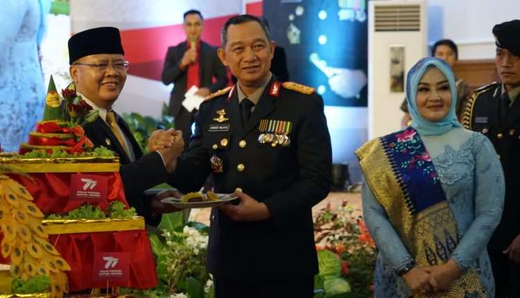 Gubernur Rohidin: Kontribusi Polri Telah Melampaui Tugas Pokoknya Gubernur Rohidin: Kontribusi Polri Telah Melampaui Tugas Pokoknya