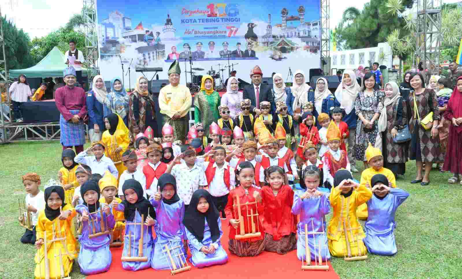 Millenial Fest Meriahkan HUT Kota Tebing Tinggi ke-106 Tahun Millenial Fest Meriahkan HUT Kota Tebing Tinggi ke-106 Tahun