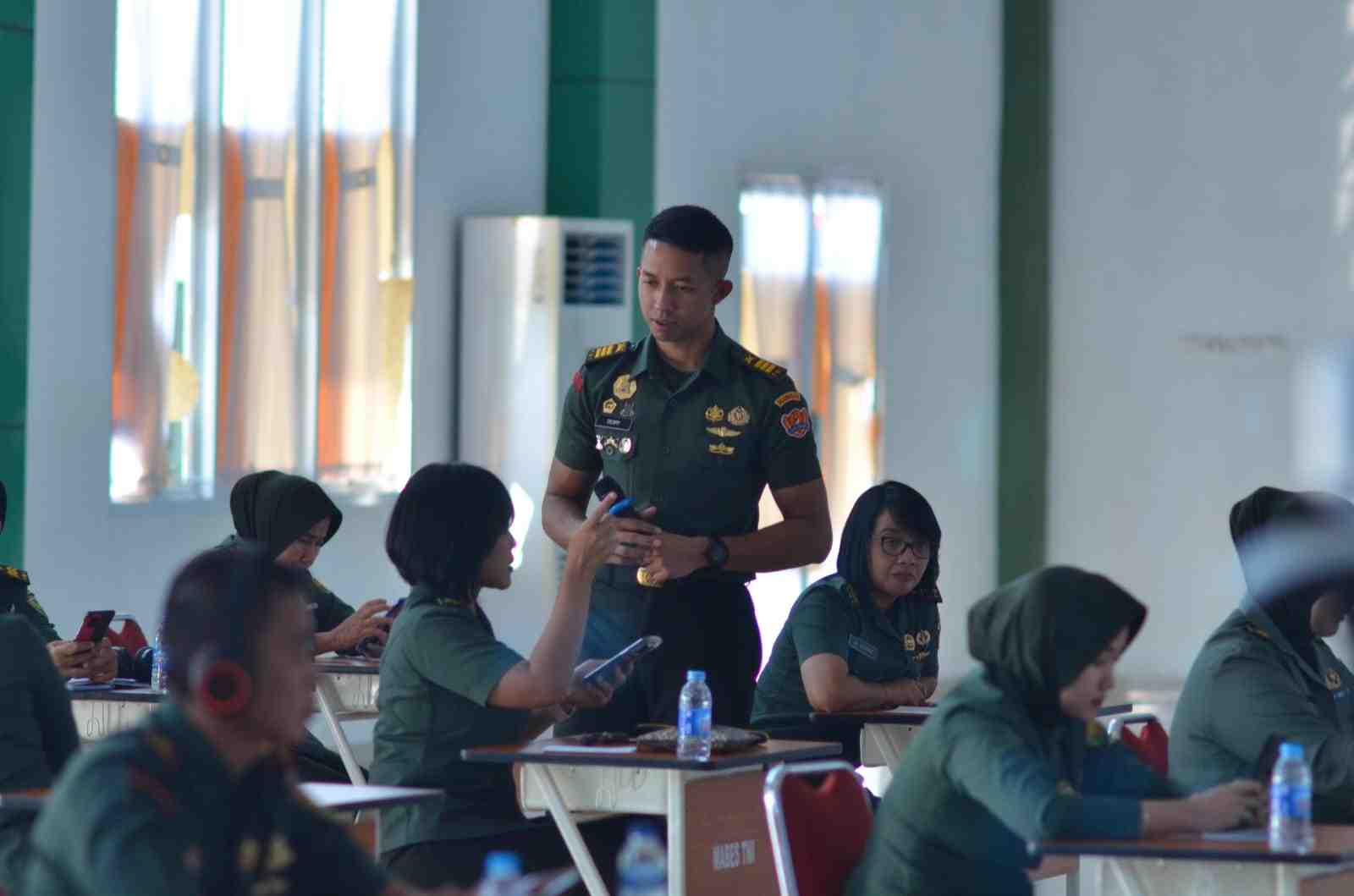Korem 043/Gatam Gelar Pendataan Kemampuan Bahasa Inggris Bagi Perwira dan Kowad Korem 043/Gatam Gelar Pendataan Kemampuan Bahasa Inggris Bagi Perwira dan Kowad