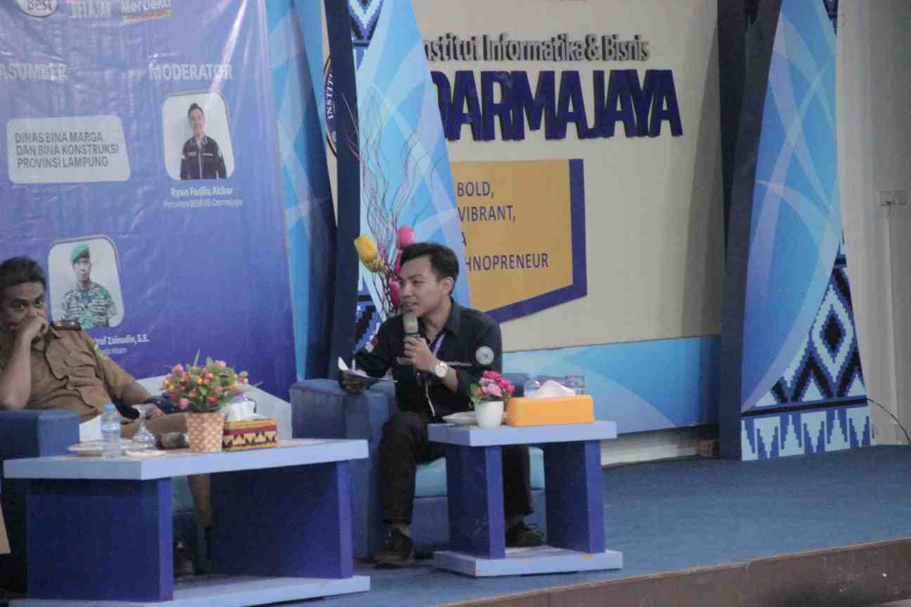 Presiden BEM IIB Darmajaya Ryan Fadila: Kritikan Harus dengan Tawaran Solusi Presiden BEM IIB Darmajaya Ryan Fadila: Kritikan Harus dengan Tawaran Solusi