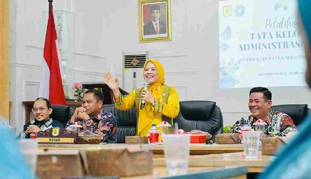 Bupati Sergai Tekankan Nilai Krusial Tata Kelola Administrasi Keberhasilan Program PKK Bupati Sergai Tekankan Nilai Krusial Tata Kelola Administrasi Keberhasilan Program PKK