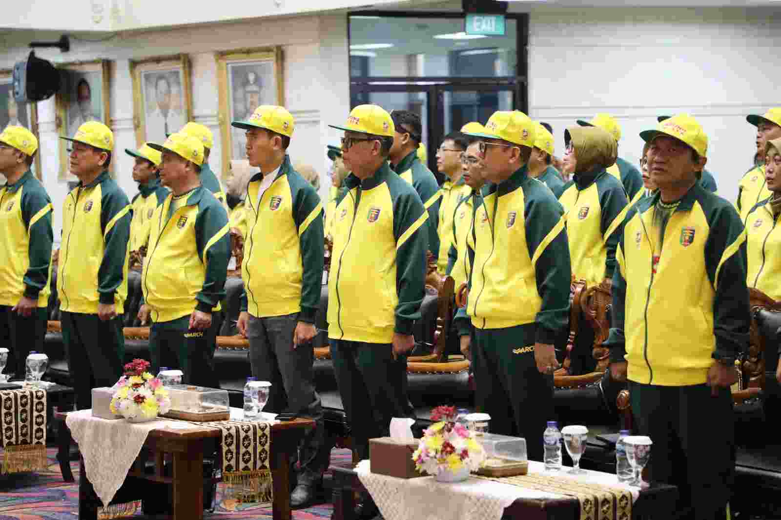 Sekdaprov Hadiri Pengukuhan Pengurus Bapor Korpri dan Lepas Kontingen Ikuti Pornas Korpri XVI Sekdaprov Hadiri Pengukuhan Pengurus Bapor Korpri dan Lepas Kontingen Ikuti Pornas Korpri XVI