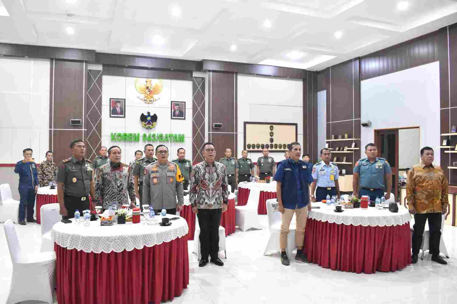 PWI Lampung Bersama Korem 043/Gatam Saksikan Apresiasi Media Massa KASAD Award 2023 PWI Lampung Bersama Korem 043/Gatam Saksikan Apresiasi Media Massa KASAD Award 2023
