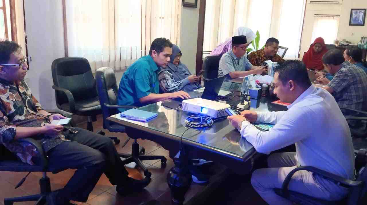 DPRD Minta Pemerintah Ajarkan Milenial Bertani DPRD Minta Pemerintah Ajarkan Milenial Bertani