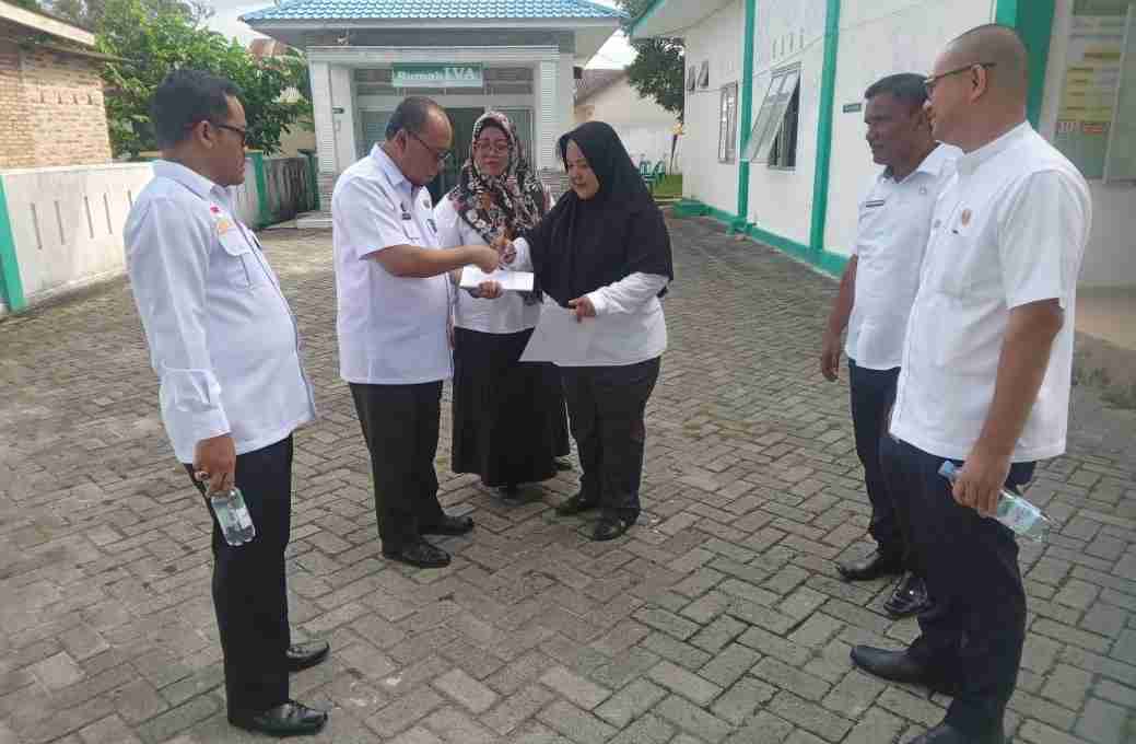Sekda John Hardi Lakukan Monitoring di Puskesmas dan OPD Sekda John Hardi Lakukan Monitoring di Puskesmas dan OPD
