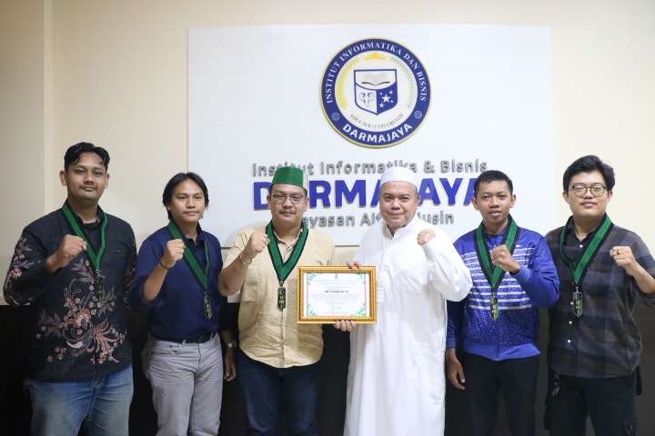 Rektor IIB Darmajaya Terima Kunjungan HMI Cabang Kota Bandarlampung Rektor IIB Darmajaya Terima Kunjungan HMI Cabang Kota Bandarlampung