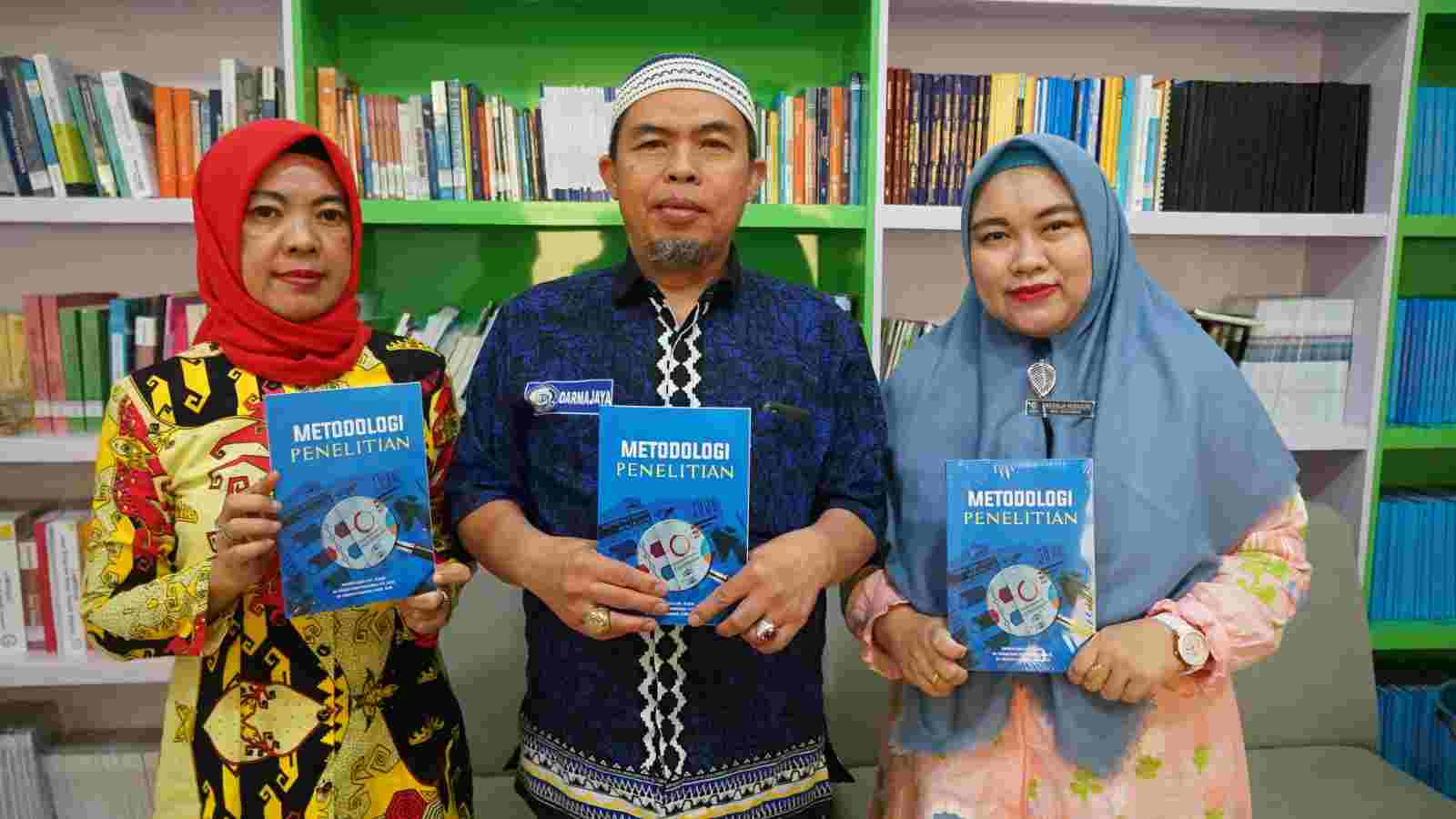 Buku “Metodologi Penelitian” ini Karya Kolaborasi Lintas Prodi di IIB Darmajaya Buku “Metodologi Penelitian” ini Karya Kolaborasi Lintas Prodi di IIB Darmajaya