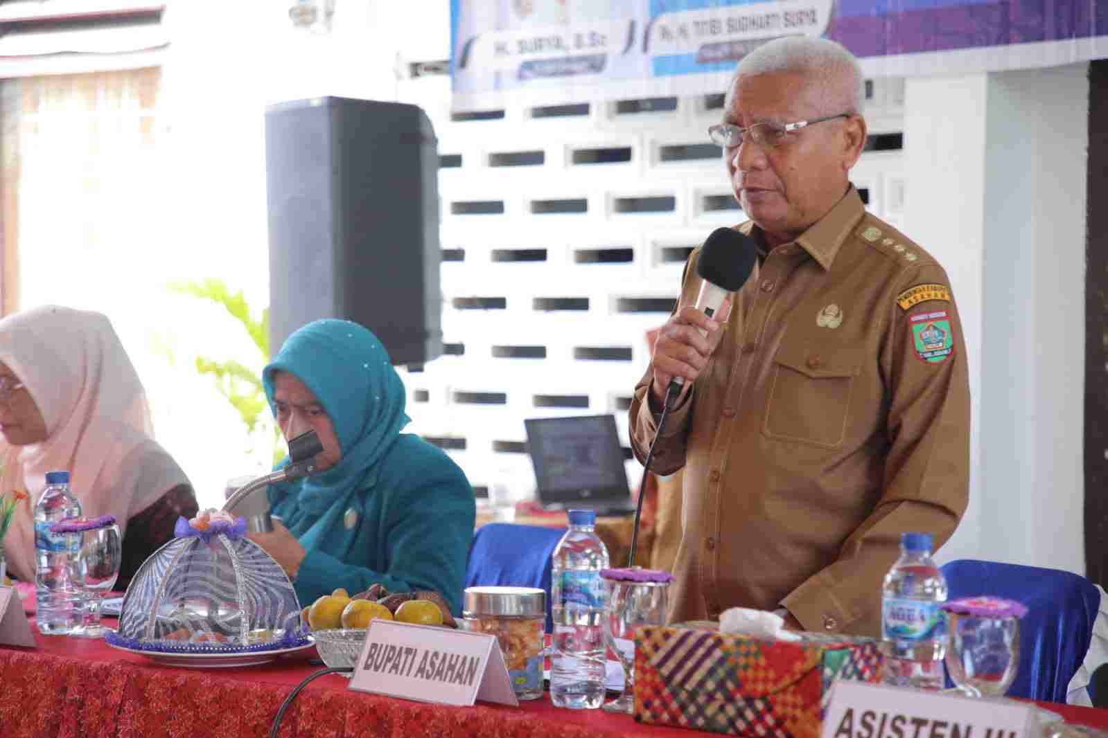 Bupati Surya Buka Rakornis TP PKK Kabupaten Asahan di Kecamatan Rahuning Bupati Surya Buka Rakornis TP PKK Kabupaten Asahan di Kecamatan Rahuning