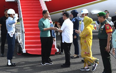 Kunjungan Kerja ke Bengkulu Presiden Jokowi Widodo dan lbu lriana Kunjungan Kerja ke Bengkulu Presiden Jokowi Widodo dan lbu lriana