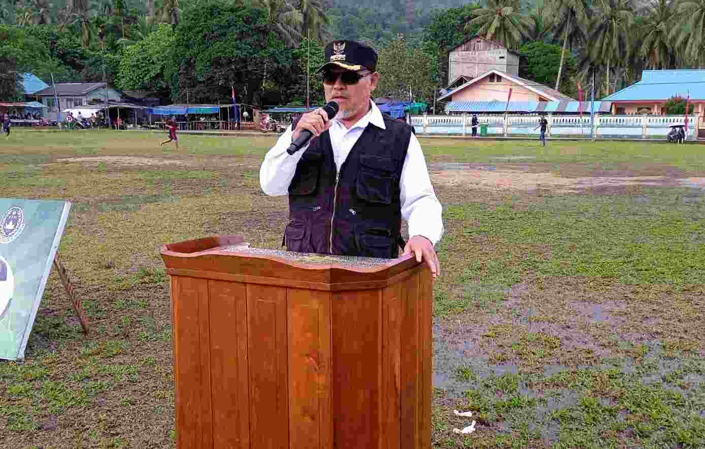 Camat Jemaja Timur Wan Iwan Resmi Menutup Turnamen Sepak Bola Medium Cup IV 2023 Camat Jemaja Timur Wan Iwan Resmi Menutup Turnamen Sepak Bola Medium Cup IV 2023