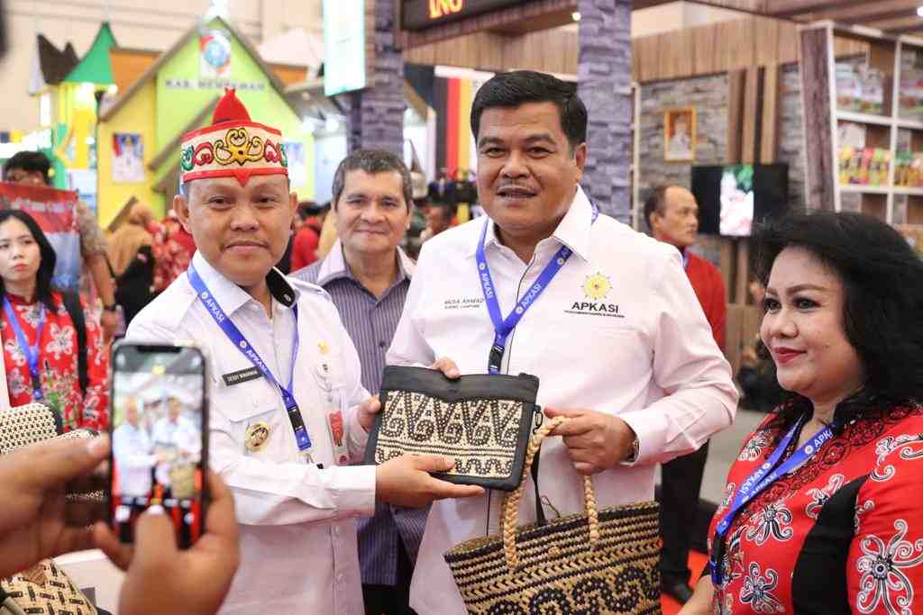 Musa Ahmad Hadiri Pembukaan Rakernas XV Apkasi 2023 dan Apkasi Otonomi Expo 2023 Musa Ahmad Hadiri Pembukaan Rakernas XV Apkasi 2023 dan Apkasi Otonomi Expo 2023