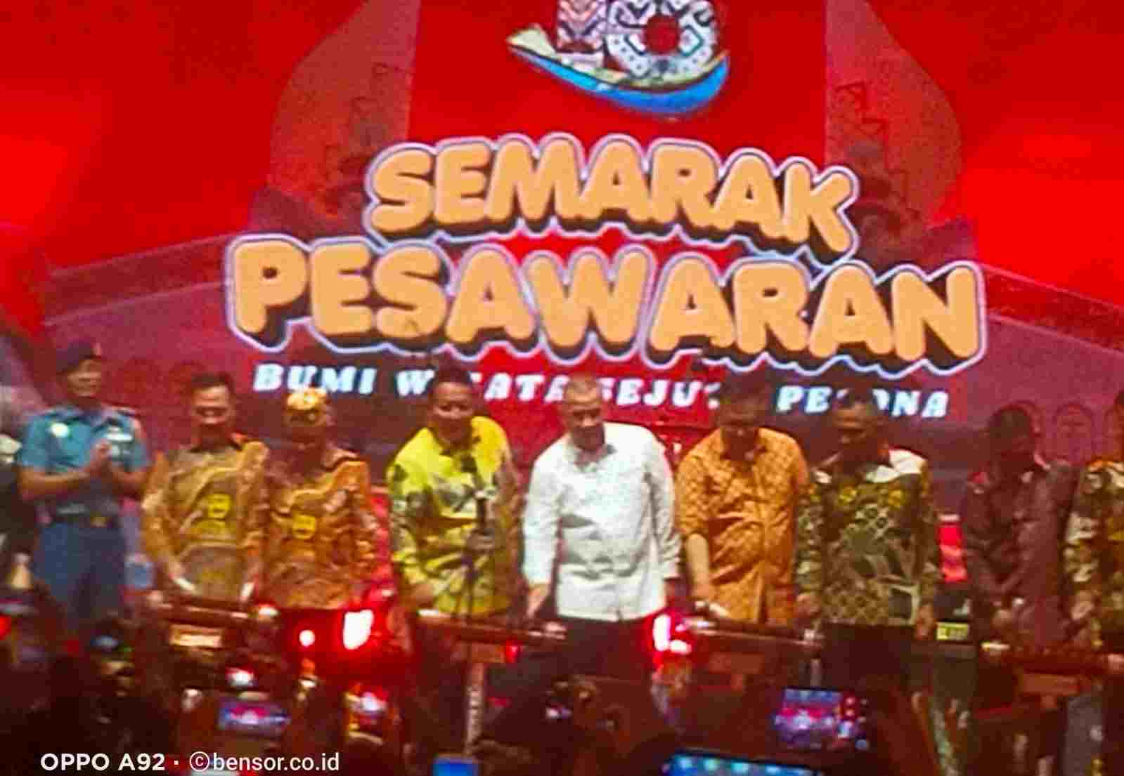 Alzier, Arinal, Dendi Buka Semarak Malam Puncak HUT Pesawaran ke-16 Alzier, Arinal, Dendi Buka Semarak Malam Puncak HUT Pesawaran ke-16