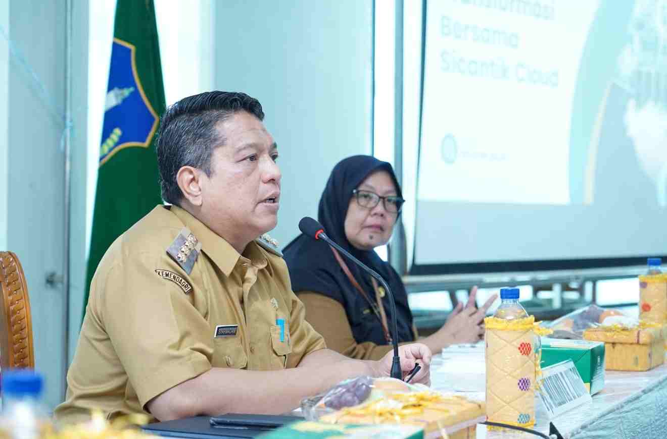 Pj Walikota Sebut Aplikasi Sicantik Cloud Optimalkan Pelayanan Perizinan Sektor Kesehatan Pj Walikota Sebut Aplikasi Sicantik Cloud Optimalkan Pelayanan Perizinan Sektor Kesehatan