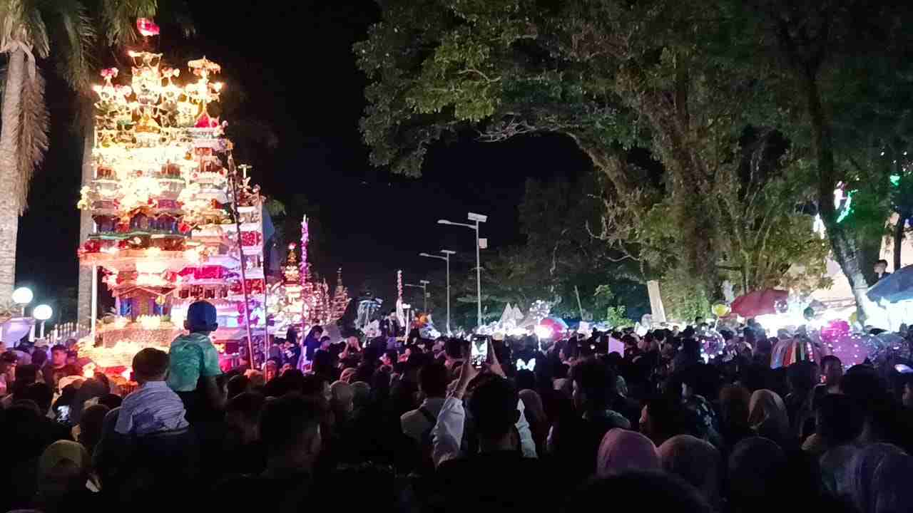 Penutupan Festival Tabut, Ribuan Masa Ikut Hadir Penutupan Festival Tabut, Ribuan Masa Ikut Hadir