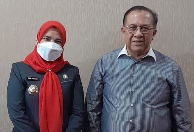 Nostalgia Prof.Dr. Sapta Nirwandar “Dahulu Ayah Saya Berkantor Disini” Nostalgia Prof.Dr. Sapta Nirwandar “Dahulu Ayah Saya Berkantor Disini”