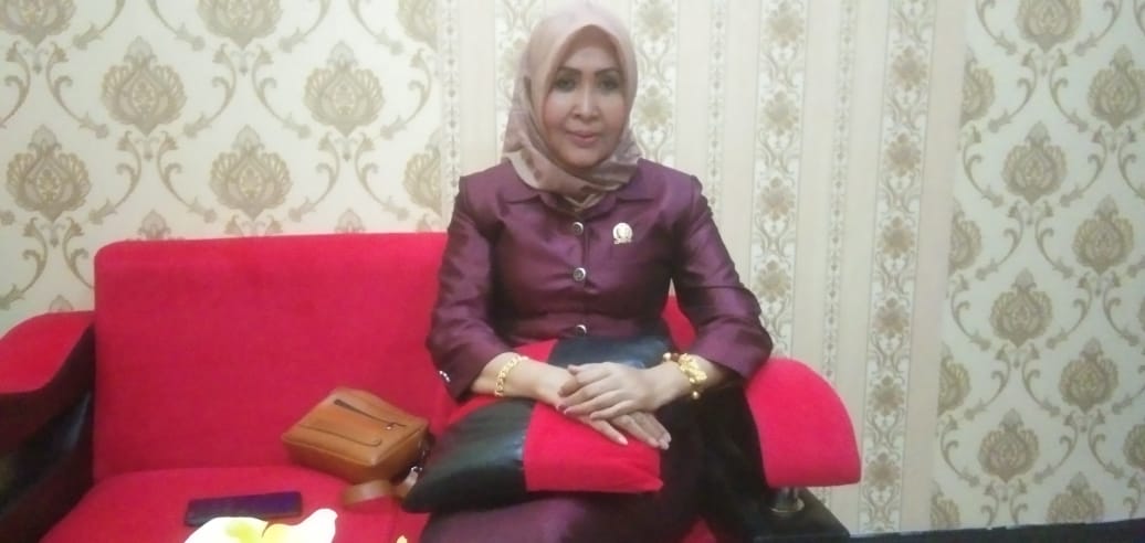 Anggota DPRD Evi Susina Dorong Perempuan Penuhi Kuota 30 Persen di Parlemen Anggota DPRD Evi Susina Dorong Perempuan Penuhi Kuota 30 Persen di Parlemen