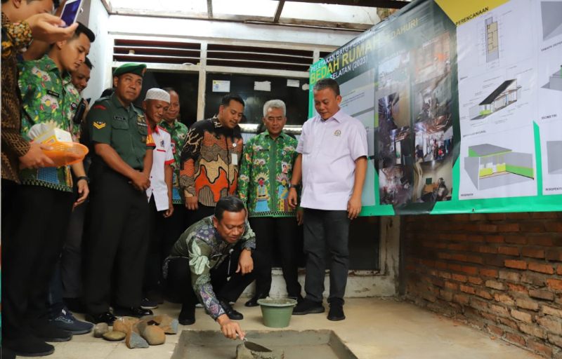 Peletakkan Batu Pertama, Plt. Kahfi : Sebelum Desember 2023 Rampung Seluruhnya Peletakkan Batu Pertama, Plt. Kahfi : Sebelum Desember 2023 Rampung Seluruhnya