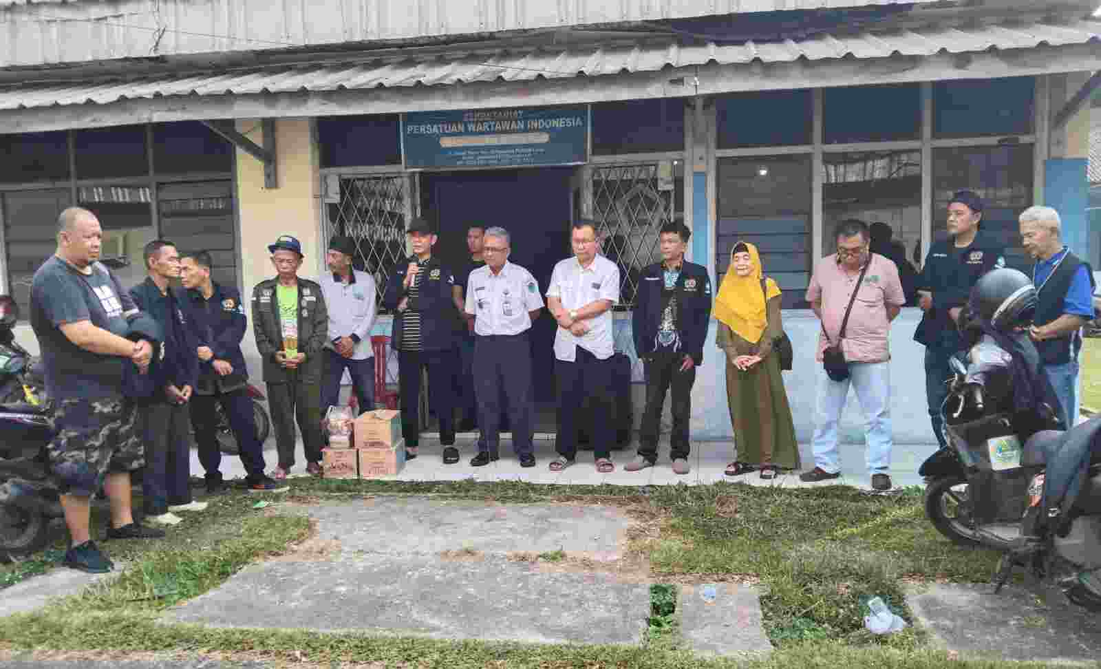 Pelepasan Kontingen, Ketua PWI Berharap Insyaallah Membawa Medali Juara di Porseniwada Pelepasan Kontingen, Ketua PWI Berharap Insyaallah Membawa Medali Juara di Porseniwada
