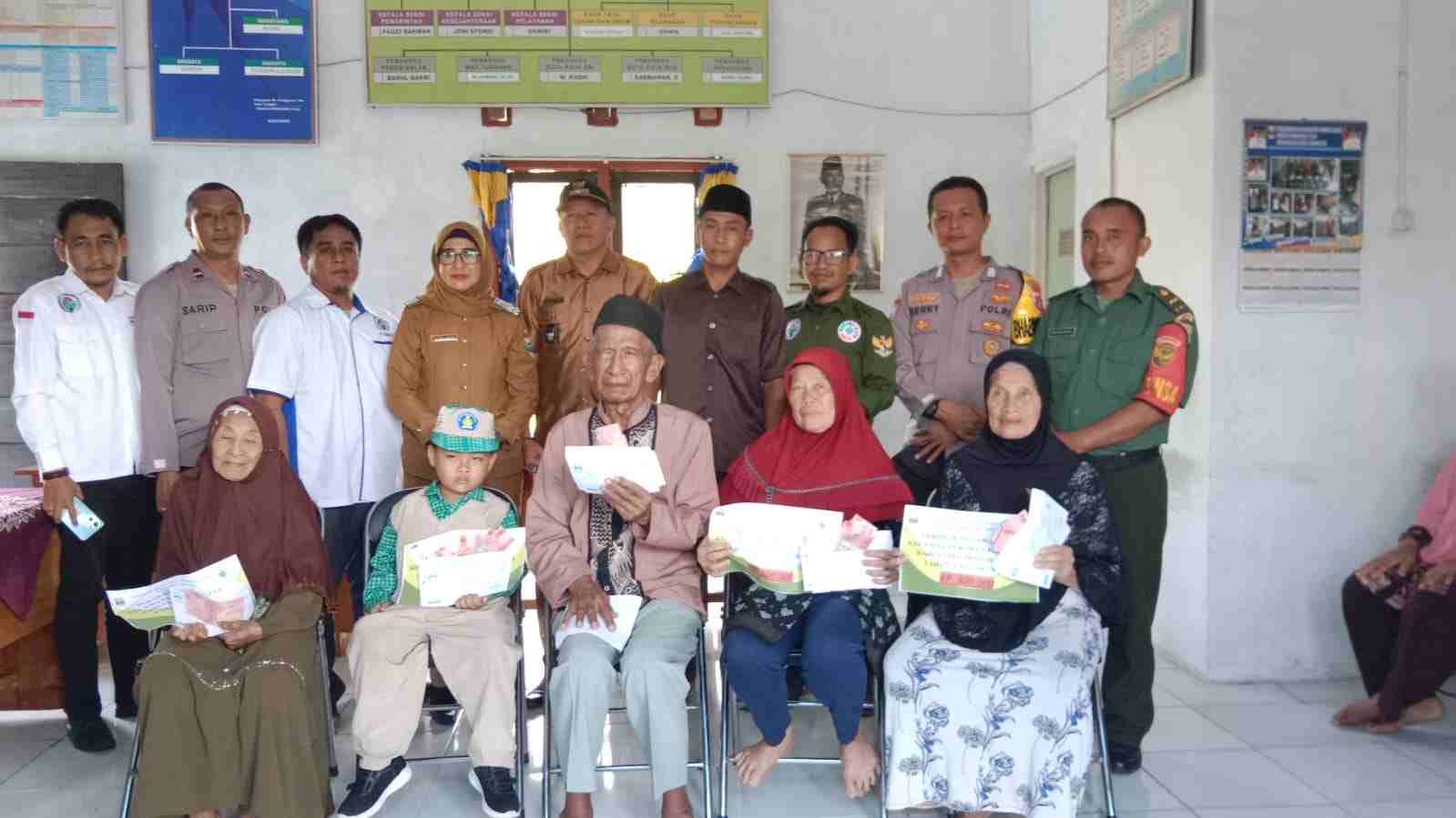 35 KPM Pekon Penggawa V Ulu Terima BLT-DD Tahap Kedua 35 KPM Pekon Penggawa V Ulu Terima BLT-DD Tahap Kedua