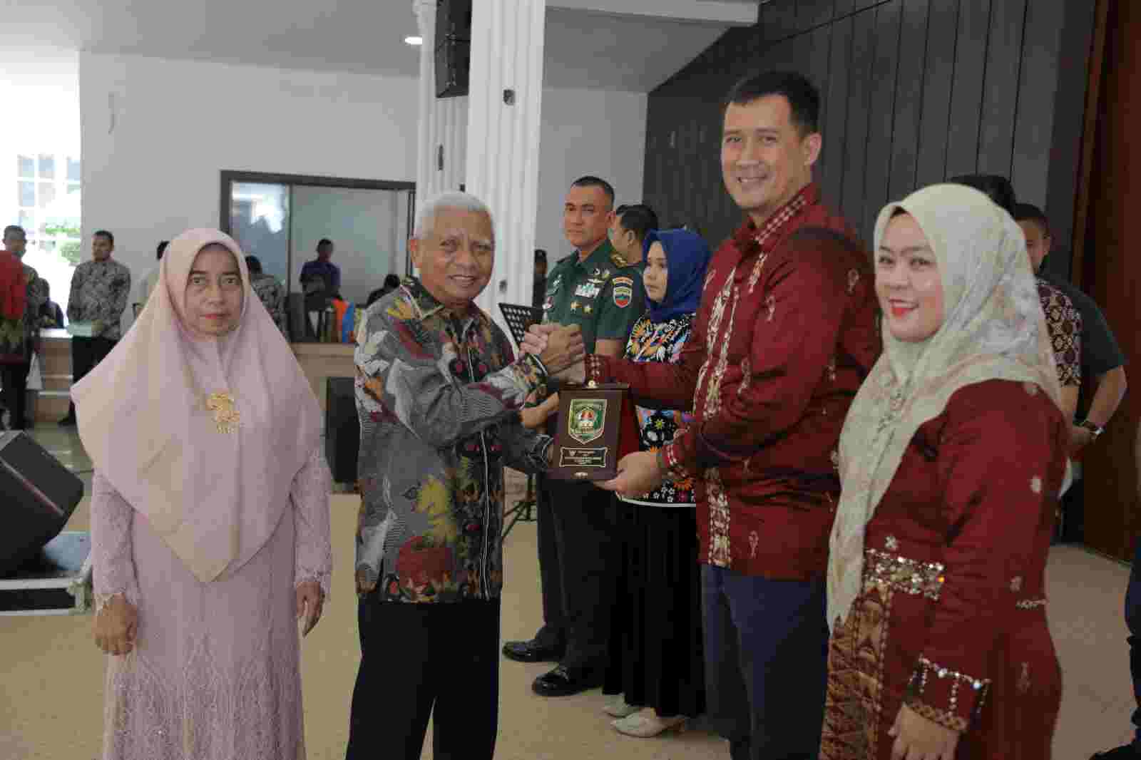 Pemkab Asahan Gelar Giat Pisah Sambut Dandim 0208/Asahan Pemkab Asahan Gelar Giat Pisah Sambut Dandim 0208/Asahan