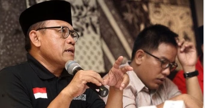 IPW Apresiasi Bareskrim Polri Laporan Rocky Gerung Dugaan Hina Jokowi Masuk ke Dumas IPW Apresiasi Bareskrim Polri Laporan Rocky Gerung Dugaan Hina Jokowi Masuk ke Dumas
