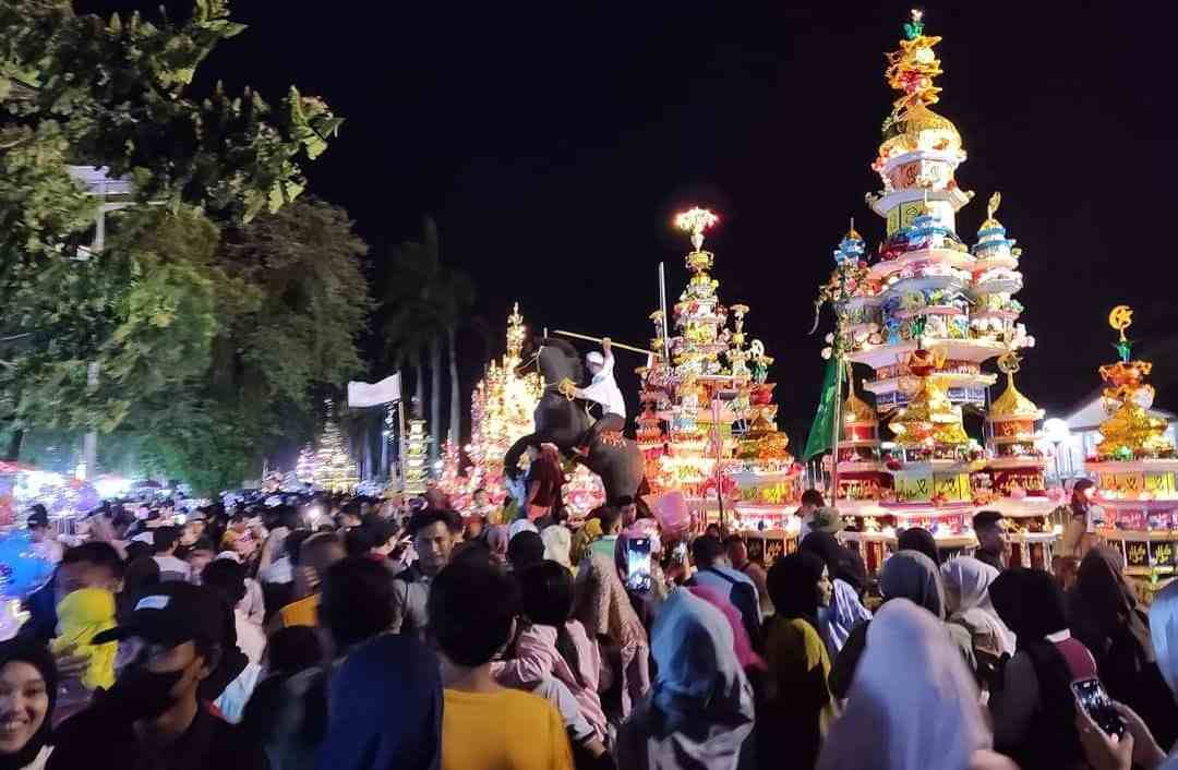 Pendapatan Sewa Lapak Rp 1 M, Penyelenggara Tabut Dipanggil Polda Bengkulu Pendapatan Sewa Lapak Rp 1 M, Penyelenggara Tabut Dipanggil Polda Bengkulu