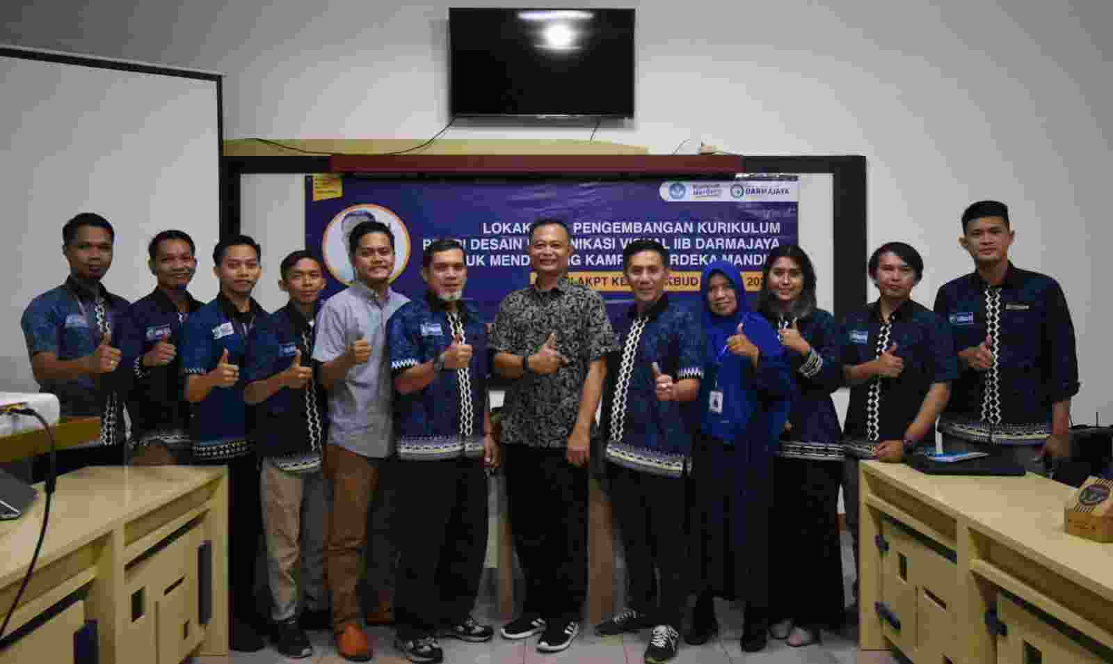 Hadirkan Narasumber ISI Yogyakarta, Prodi DKV IIB Darmajaya Gelar Lokakarya Pengembangan Kurikulum Hadirkan Narasumber ISI Yogyakarta, Prodi DKV IIB Darmajaya Gelar Lokakarya Pengembangan Kurikulum