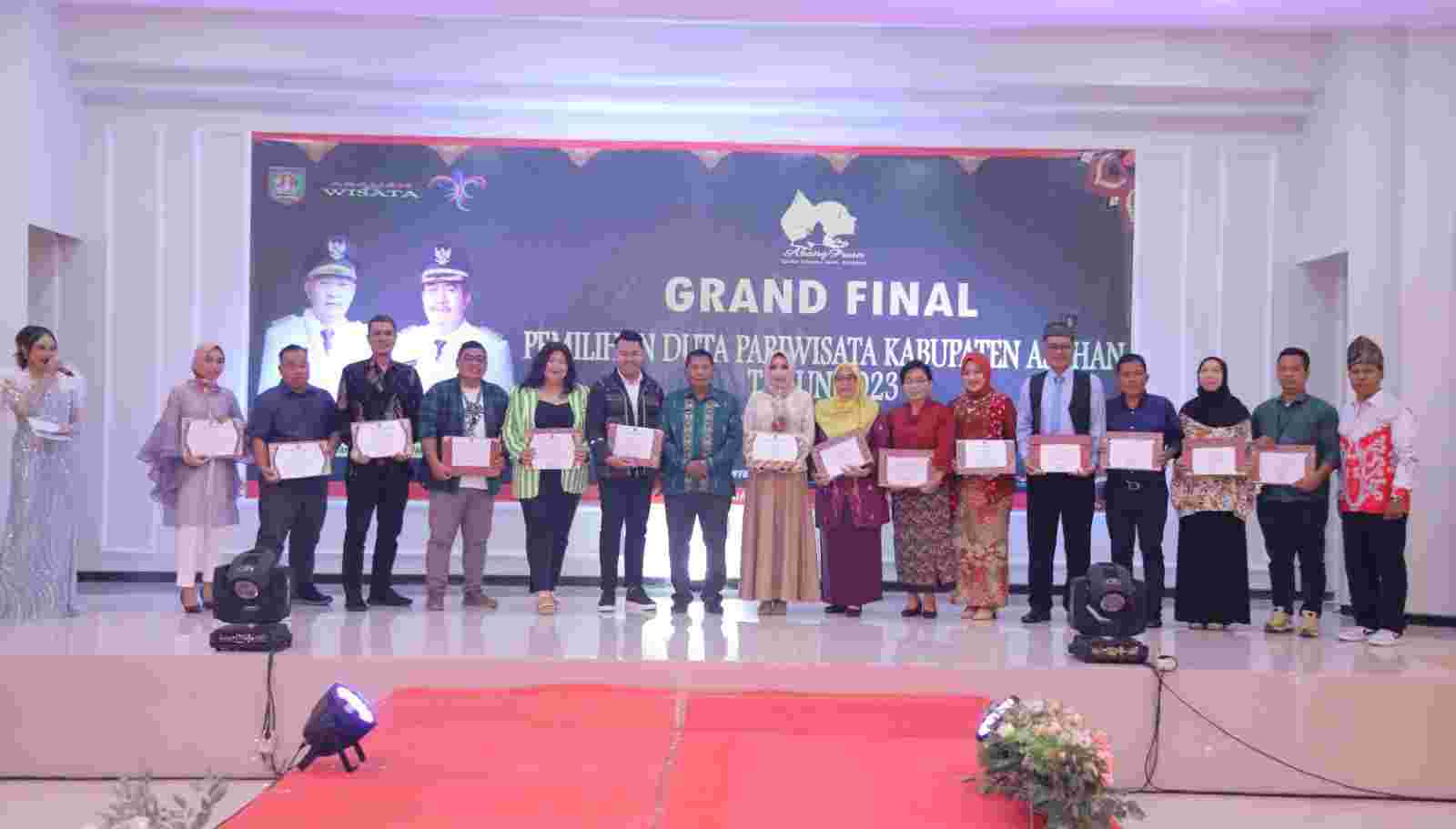 H Witoyo Tutup Grand Final Duta Pariwisata Asahan H Witoyo Tutup Grand Final Duta Pariwisata Asahan