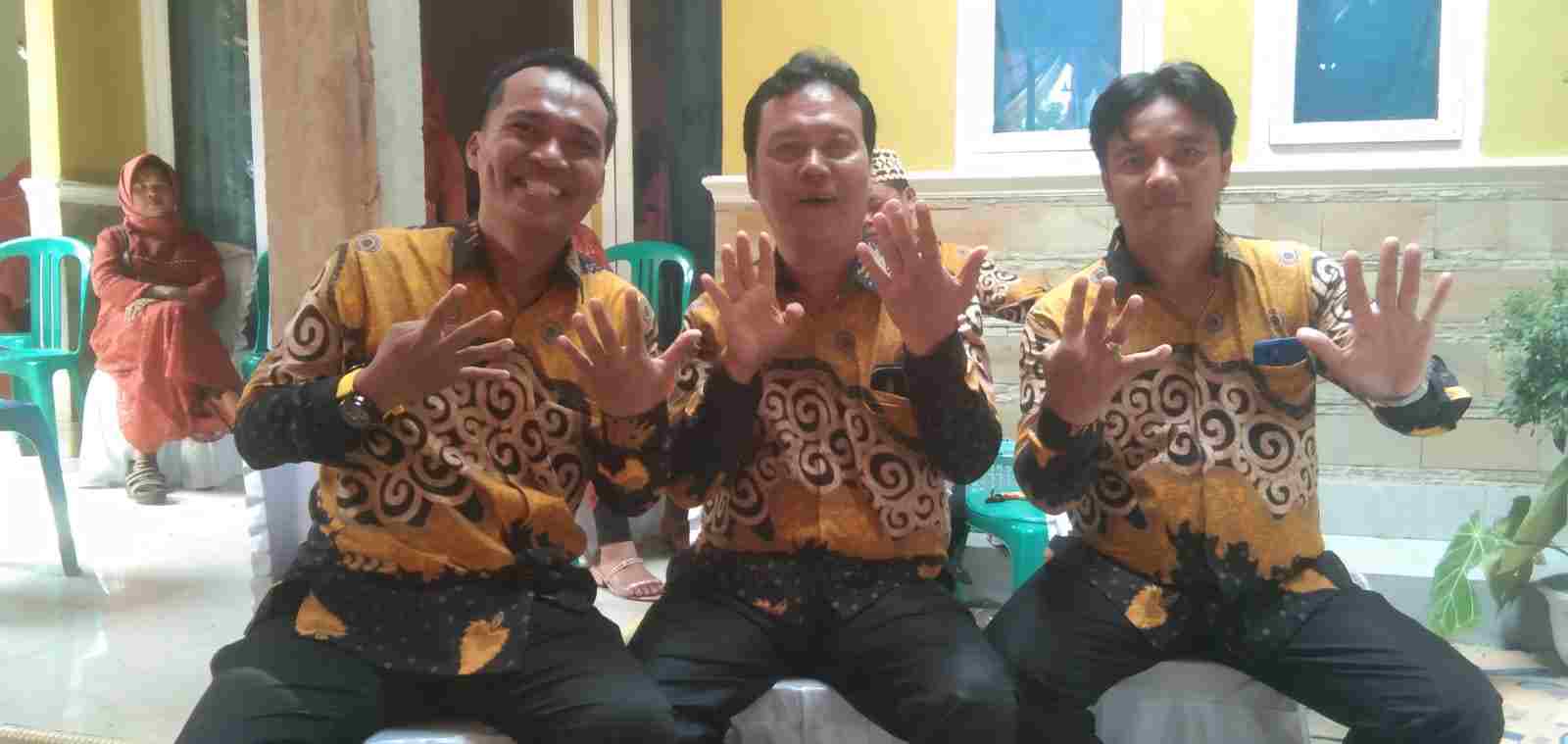 Warga Masyarakat Gedong Tataan Dukung Putra Daerah Maju di Parlemen Warga Masyarakat Gedong Tataan Dukung Putra Daerah Maju di Parlemen