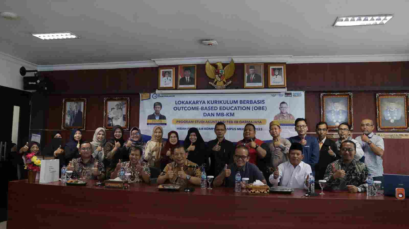 Prodi Akuntansi IIB Darmajaya Gelar Lokakarya Kurikulum Berbasis OBE dan MBKM Prodi Akuntansi IIB Darmajaya Gelar Lokakarya Kurikulum Berbasis OBE dan MBKM