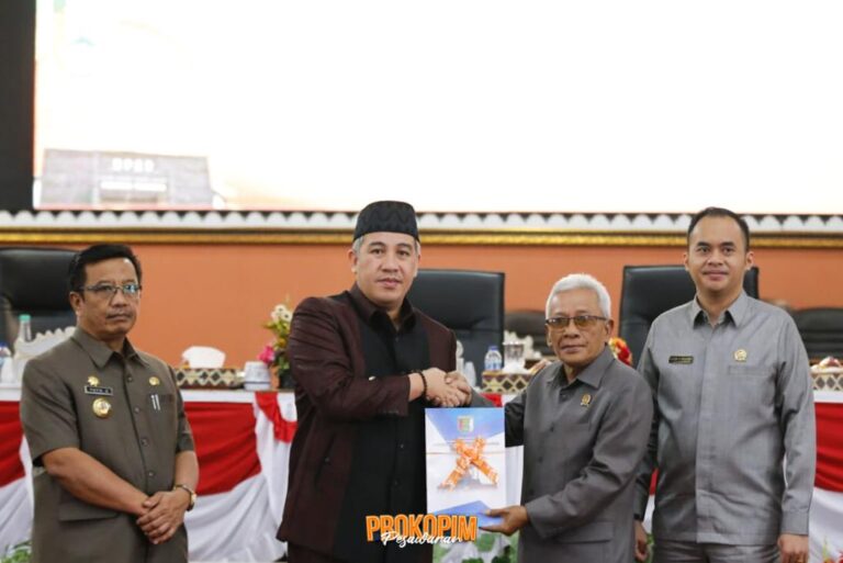 Bupati Dendi: Rancangan Perubahan KUA & PPAS TA 2023 Berdasarkan Perubahan RKPD TA 2023 Bupati Dendi: Rancangan Perubahan KUA & PPAS TA 2023 Berdasarkan Perubahan RKPD TA 2023