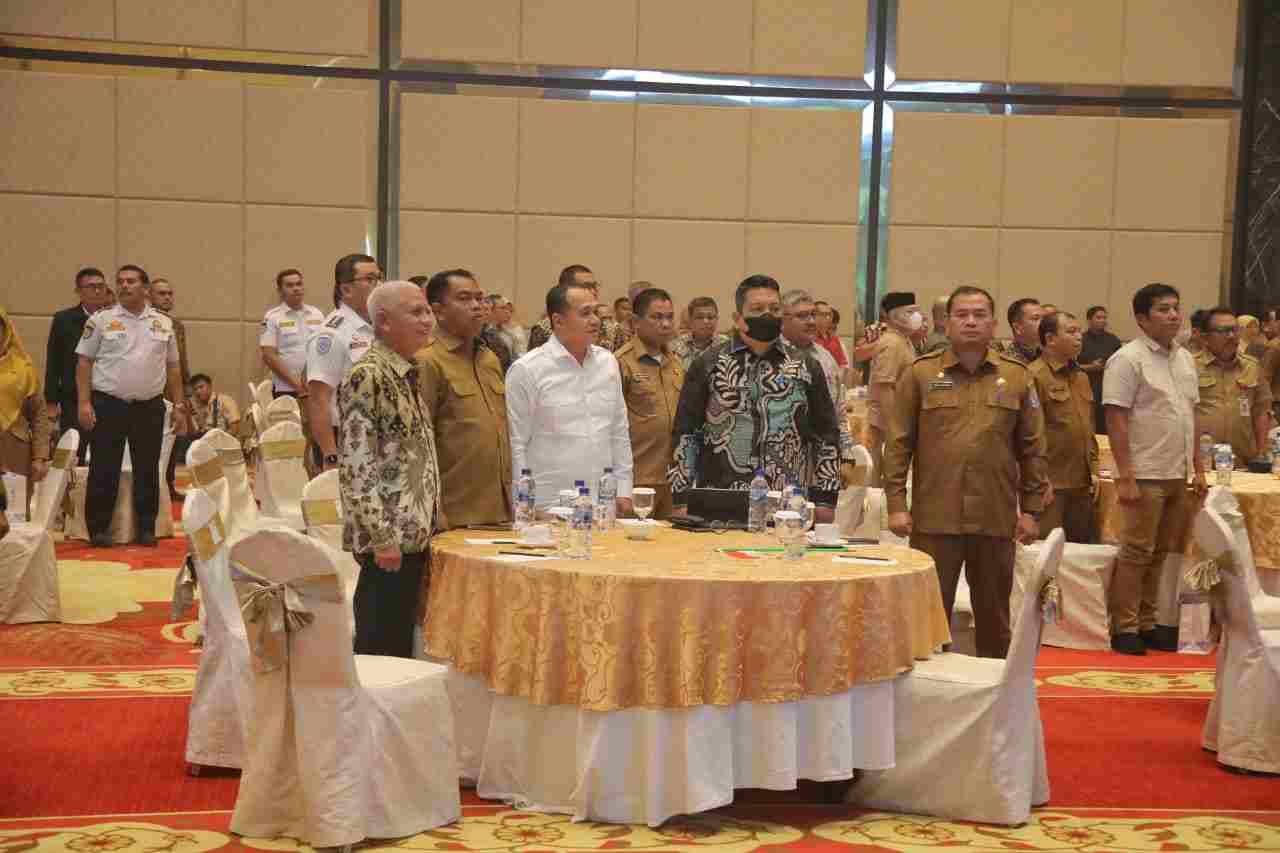 Bupati Surya Ikuti Kick Off Meeting Opini WTP LKPD Bupati Surya Ikuti Kick Off Meeting Opini WTP LKPD