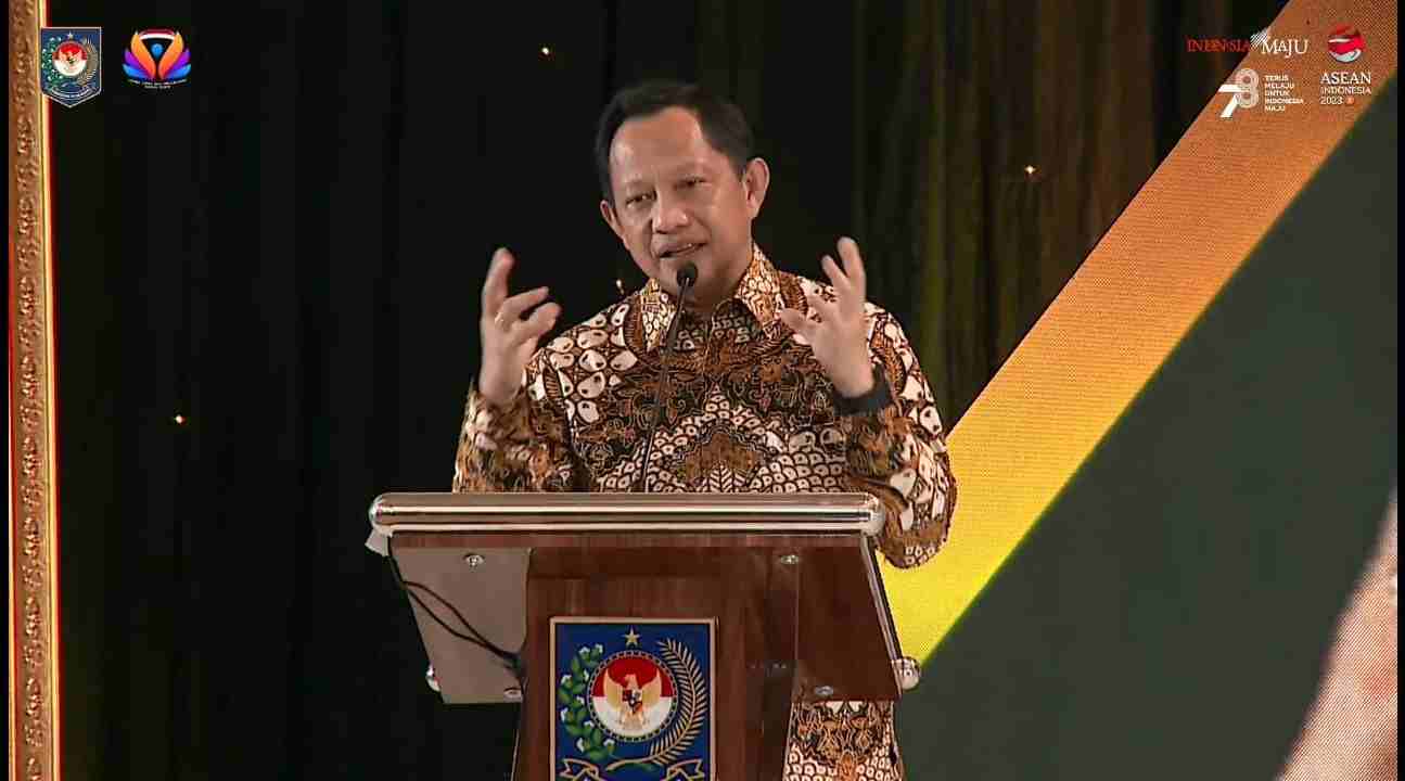 Gubernur Arinal Raih Penghargaan Upakarya Wanua Nugraha 2023 dari Kemendari Gubernur Arinal Raih Penghargaan Upakarya Wanua Nugraha 2023 dari Kemendari