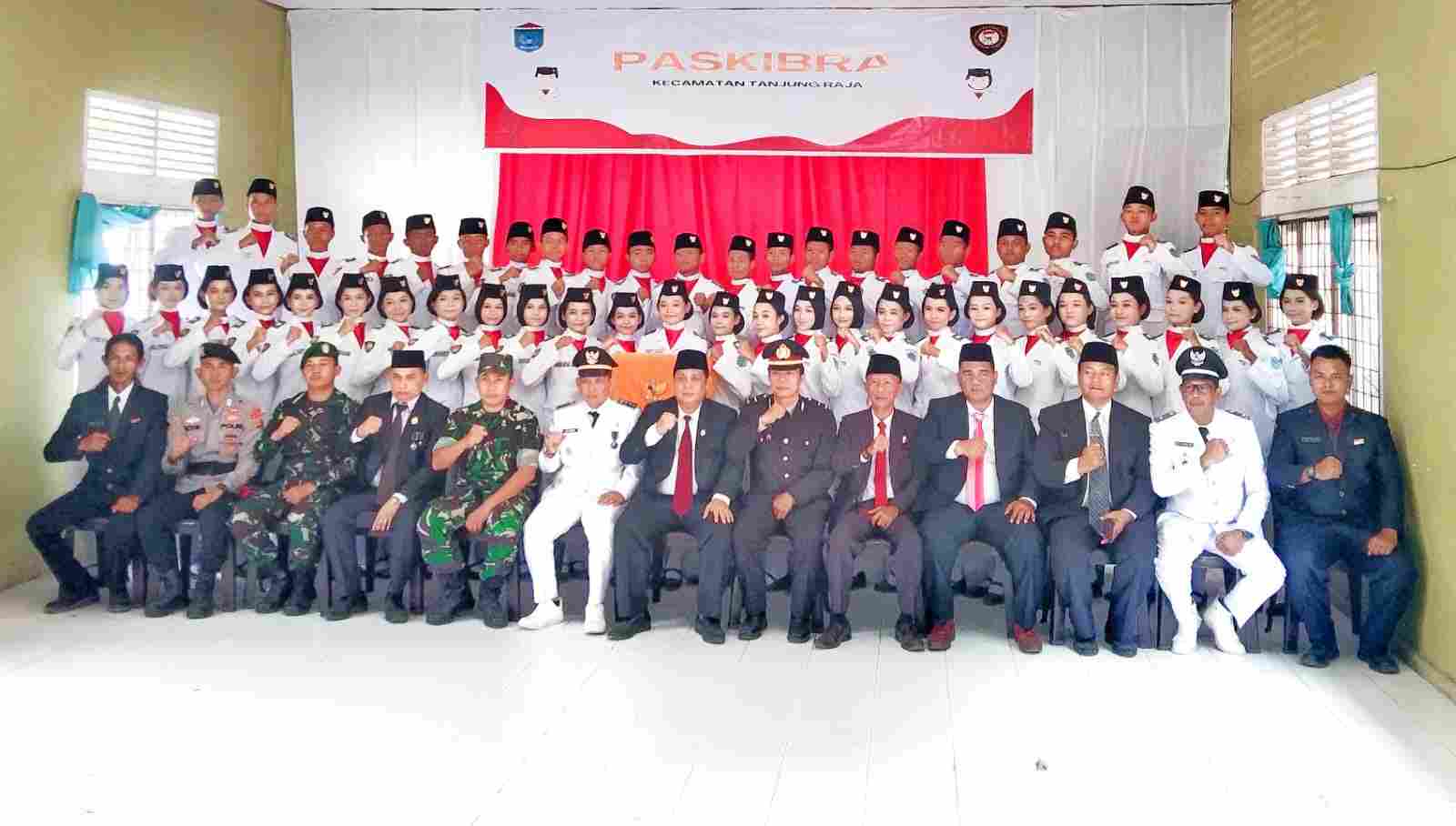 Ikuti Upacara HUT Kemerdekaan RI ke-78, Afrizal Anggota DPRD OI Pesan Untuk Camat T. Raja Ikuti Upacara HUT Kemerdekaan RI ke-78, Afrizal Anggota DPRD OI Pesan Untuk Camat T. Raja