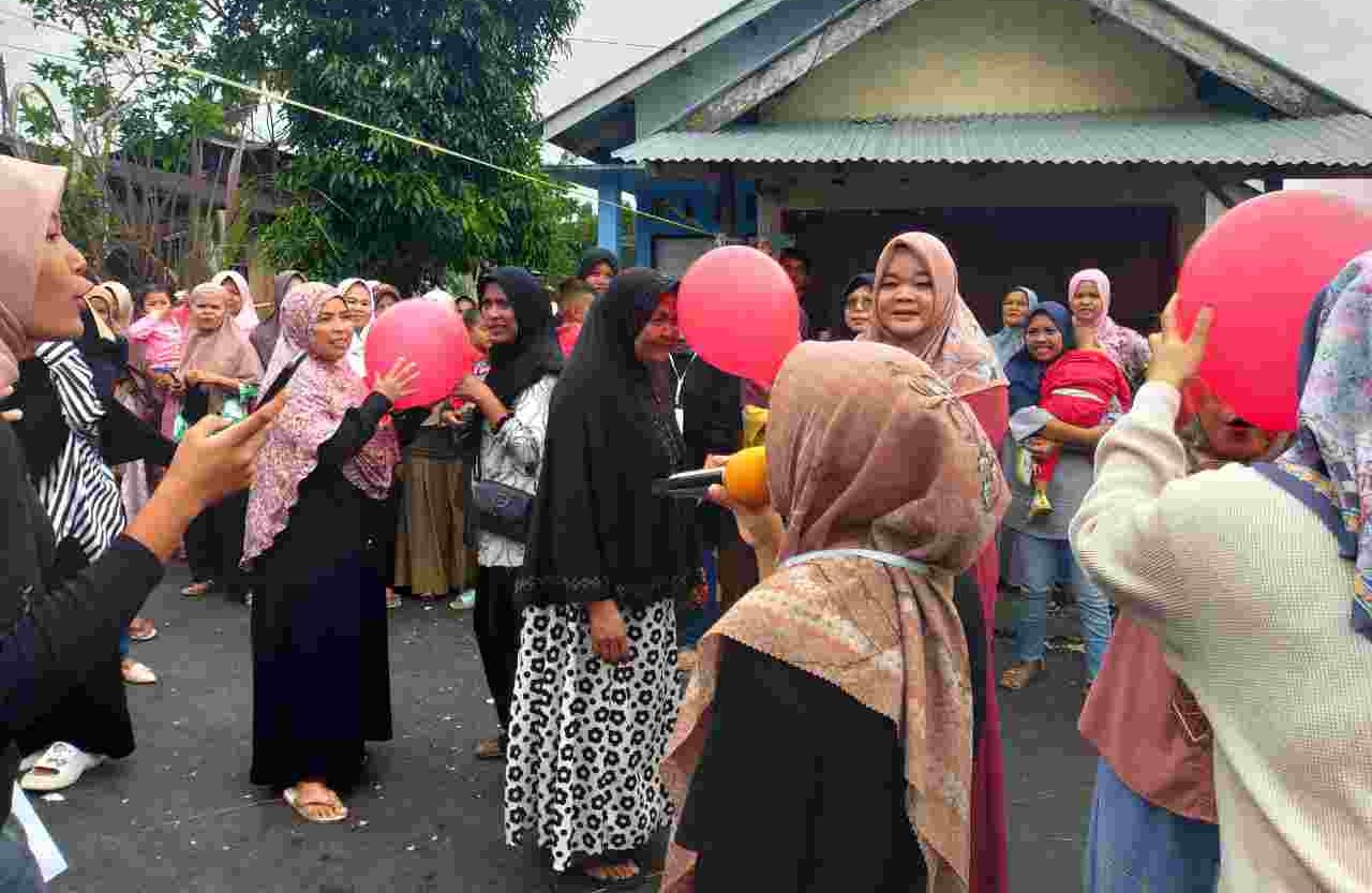 Ikut Perlombaan, Anggota DPRD Eka Hairani Sandra Isi Kemerdekaan HUT RI Ikut Perlombaan, Anggota DPRD Eka Hairani Sandra Isi Kemerdekaan HUT RI