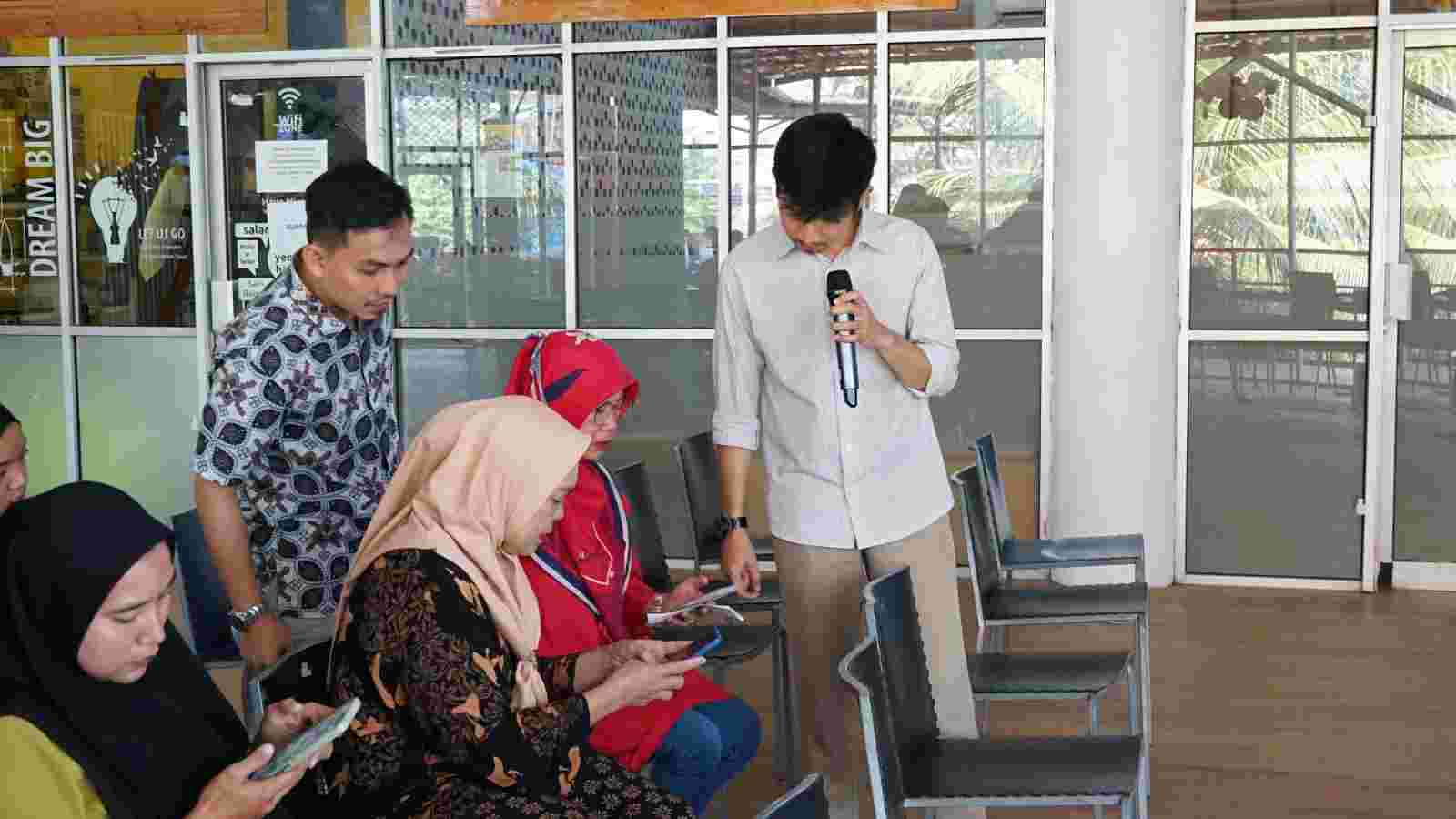 Belasan Pelaku Usaha Ikuti Pelatihan UKM Digital dari Dosen IIB Darmajaya Belasan Pelaku Usaha Ikuti Pelatihan UKM Digital dari Dosen IIB Darmajaya