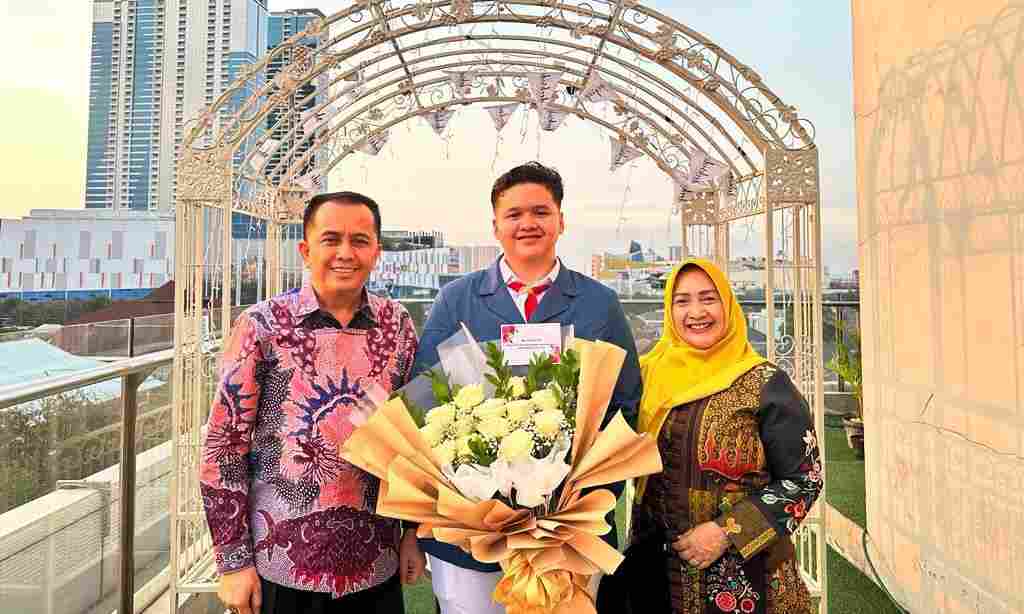 Kisah Inspiratif Asgafahrizki Aulia Fatoni, Hafidz Qur’an Diterima di 5 Perguruan Tinggi Favorit Kisah Inspiratif Asgafahrizki Aulia Fatoni, Hafidz Qur’an Diterima di 5 Perguruan Tinggi Favorit