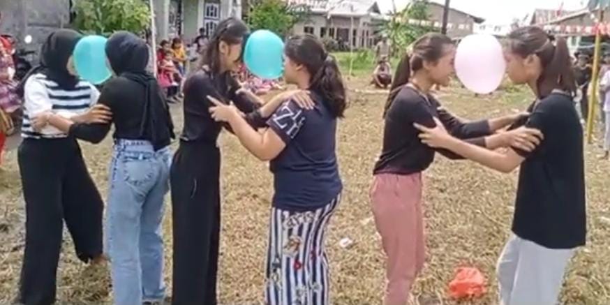 Tenggelamkan Hari Jadi RI Dengan Semangat Lomba di Pagar Merbau Tenggelamkan Hari Jadi RI Dengan Semangat Lomba di Pagar Merbau