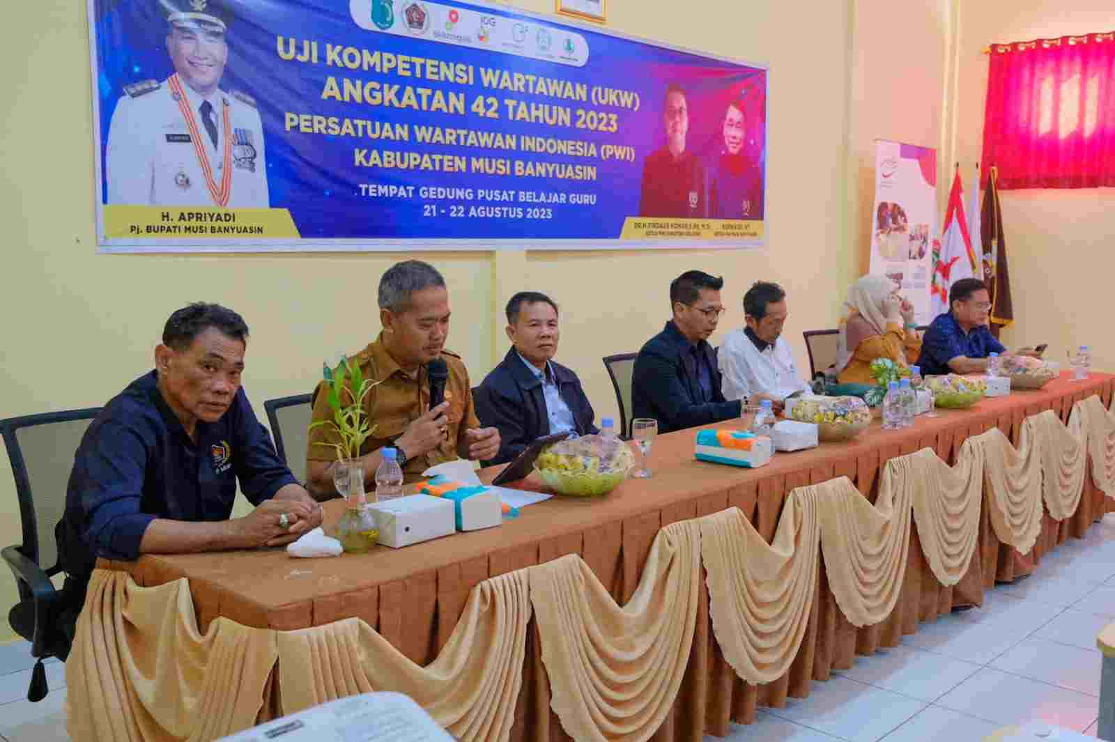 PWI Muba gelar Uji Kompetensi Wartawan PWI Muba gelar Uji Kompetensi Wartawan