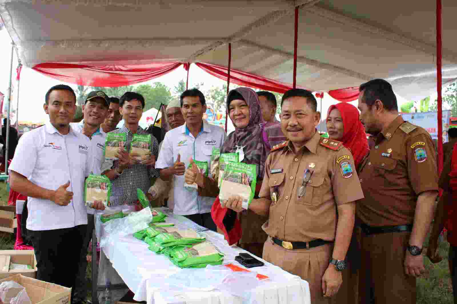 Gula Nusakita Dijual Rp13 Ribu/Kg di Pasar Murah Lamsel Gula Nusakita Dijual Rp13 Ribu/Kg di Pasar Murah Lamsel