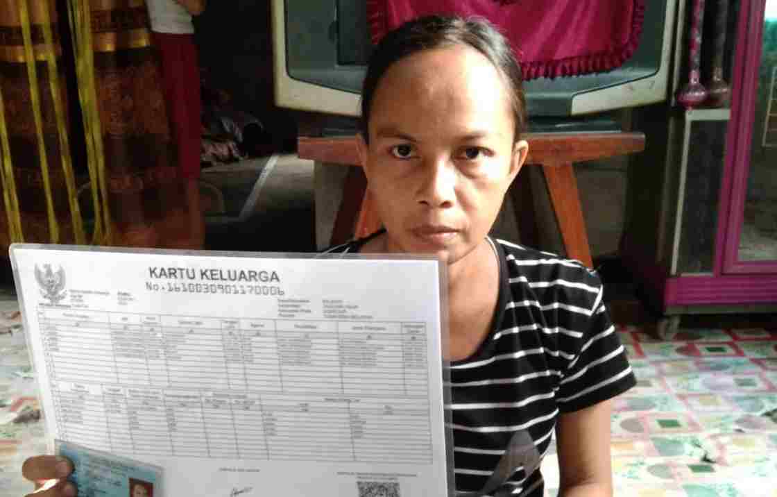 Diambil Sample Darah Bayi di Belanti Tewas, Diduga Jadi Korban Malpraktek Bidan Setempat Diambil Sample Darah Bayi di Belanti Tewas, Diduga Jadi Korban Malpraktek Bidan Setempat