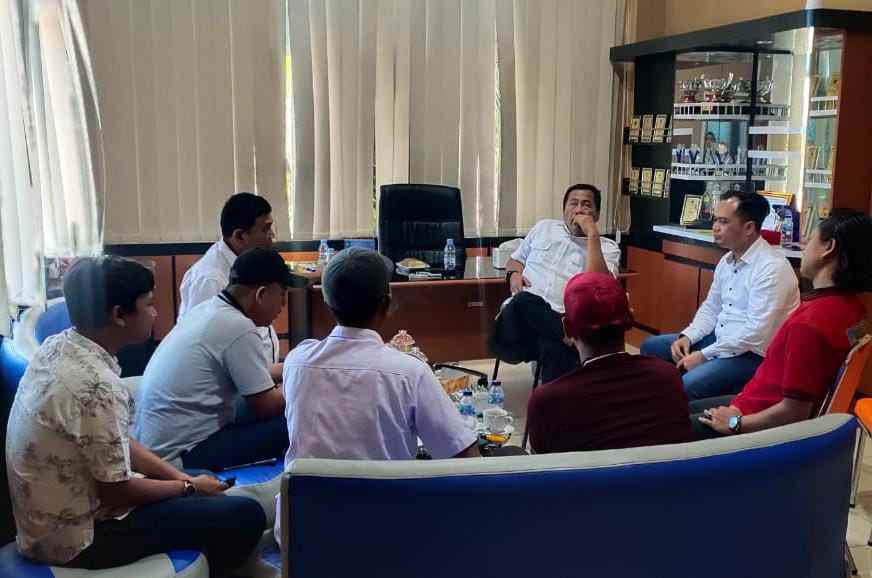 Apresiasi UKW SMSI, Kakan BPN Sergai: Pentingnya Peningkatkan SDM Jurnalistik Apresiasi UKW SMSI, Kakan BPN Sergai: Pentingnya Peningkatkan SDM Jurnalistik